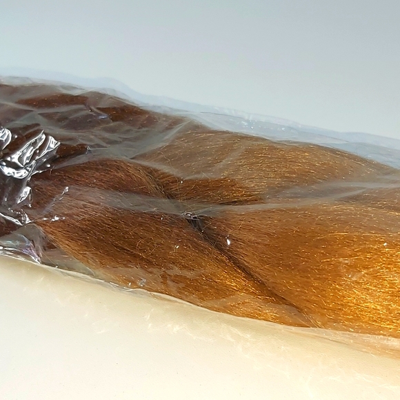 Ombre hair extensions - Picture 3 of 6